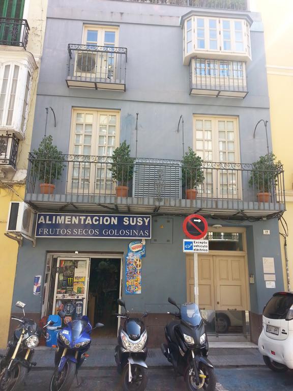 Apartamentos Alamos Malaga Exterior photo